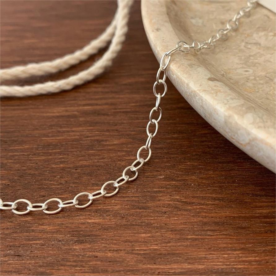 Minimalist Geometric Pendant Necklace in 925 Sterling Silver with O-Link Chain