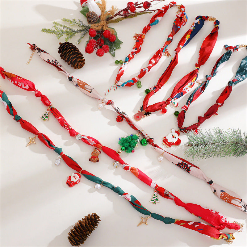 Casual Alloy Plated Christmas Tree and Reindeer Pendant Necklace for Women