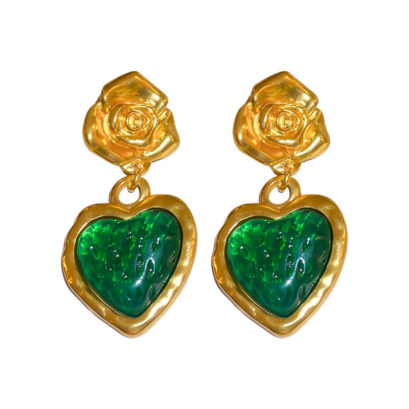 Vintage Heart-Shaped Alloy Stud Earrings with Gold Plating for Women, French Retro Style Fashion Jewelry