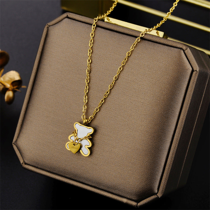 Collana con Ciondolo Orsetto Minimalista in Acciaio al Titanio con Finitura Placcata, Design Geometrico, Versatile Catena per Clavicola da Donna