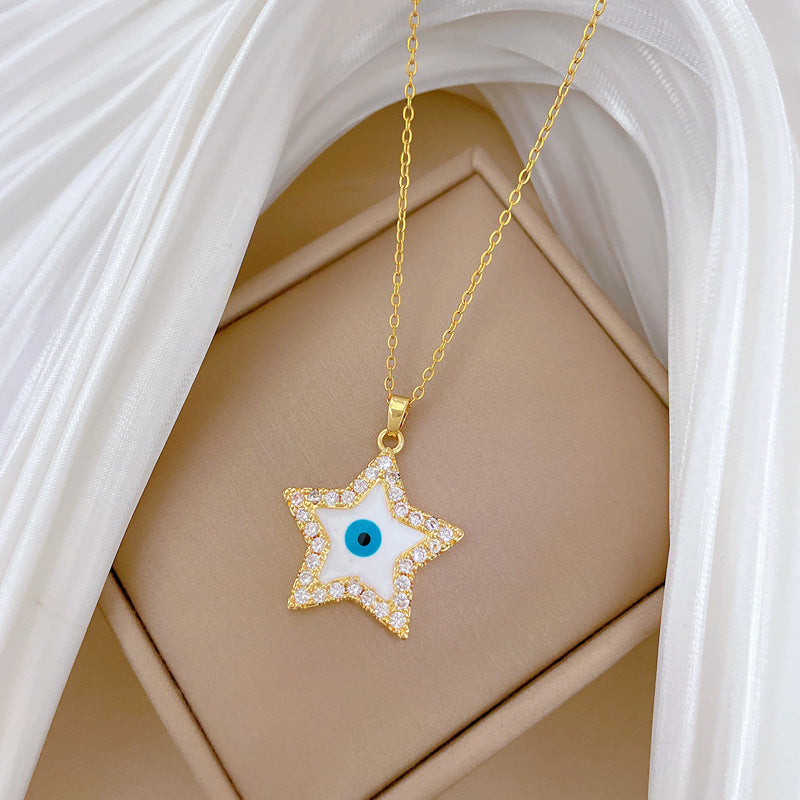 Collar minimalista de acero de titanio esmaltado con forma de estrella para mujer, con incrustaciones de diamantes de imitación y delicada cadena para la clavícula