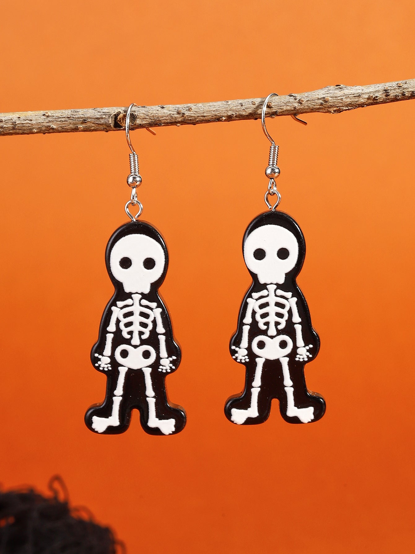 Juego de pendientes de acetato con forma de calavera y calabaza de Halloween para mujer, con postes de acero inoxidable