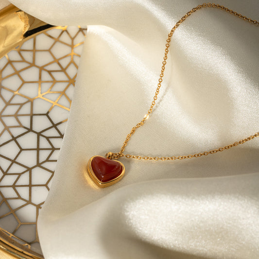 Instagram Style 18K Gold Plated Stainless Steel Heart Pendant Necklace with Red Agate Inlay