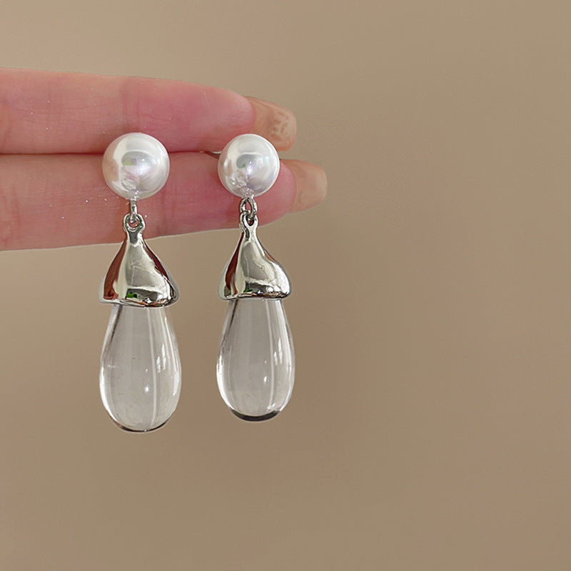 Orecchini a perno con perle dolci, eleganti e floreali per donna con perni in argento sterling 925