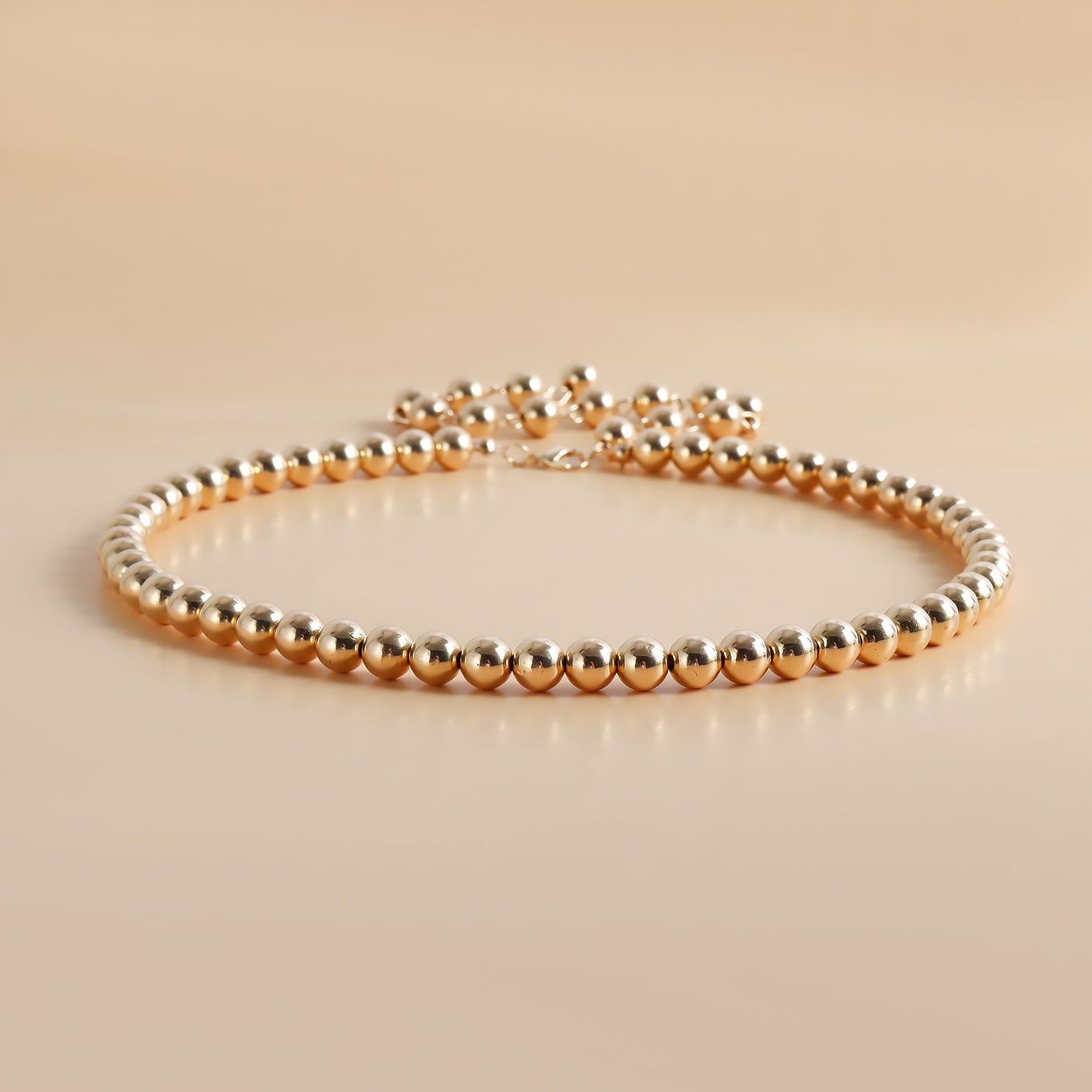 Vintage Geometric Beaded Necklace for Women with Plastic Resin Beads Electroplated Alloy Pendant and Long Tassel Chain