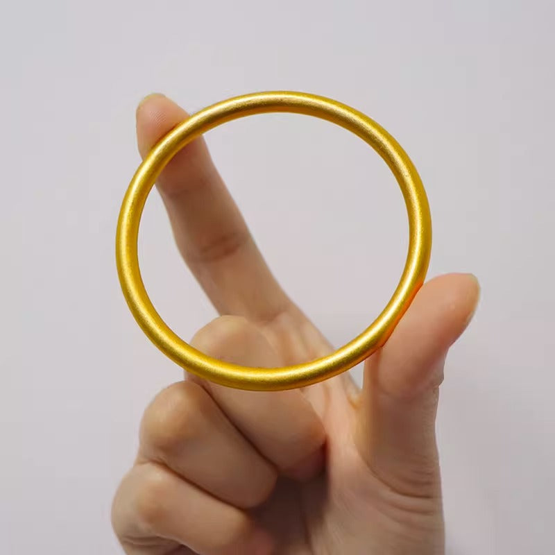 Bracciale minimalista in lega di rame placcata oro 18 carati in stile vintage per donna, bracciale rigido delicato impilabile con finitura opaca