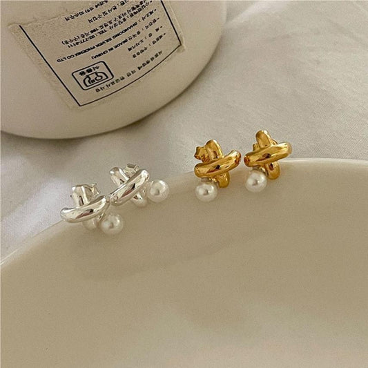 Pendientes de plata de ley 925 con baño de oro y forma de letra geométrica minimalista para mujer