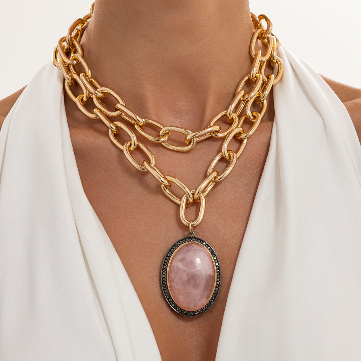 Vintage Punk Geometric Rhinestone Inlay Resin Pendant Aluminum Alloy Plated Necklace for Women