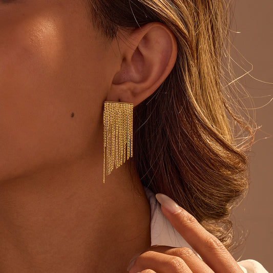 Orecchini a catena con nappina geometrica in acciaio inossidabile con finitura galvanica da donna