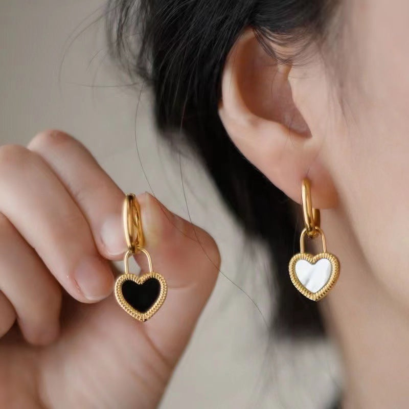 Collana Pendente a Cuore Minimalista in Acciaio al Titanio Placcato Oro da Donna