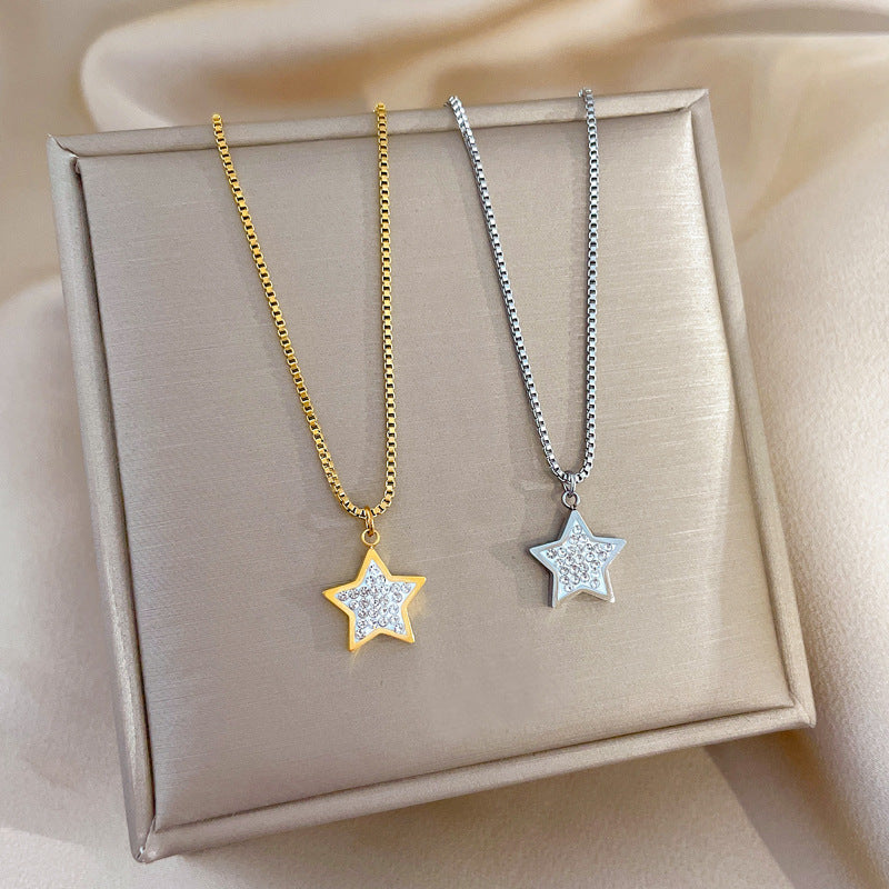 Collar minimalista con colgante de estrella de cinco puntas de acero de titanio para mujer, cadena de clavícula chapada en oro con diseño geométrico