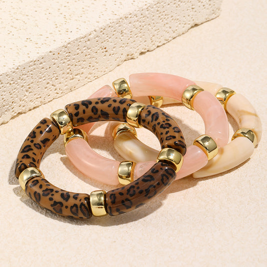 Minimalist Retro Acrylic Stretch Bracelet for Women with Geometric Shape and Clean Line Design