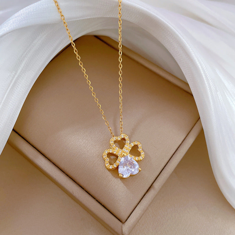 Elegante collar con dije de corazón y flores para mujer con cadena de acero inoxidable, detalles de pedrería, diseño geométrico minimalista, estilo medallón ligero