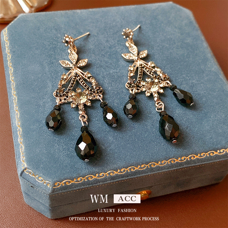 Elegant French Palace Style Floral Hollow-Out Dangle Earrings with Rhinestone Inlay for Women