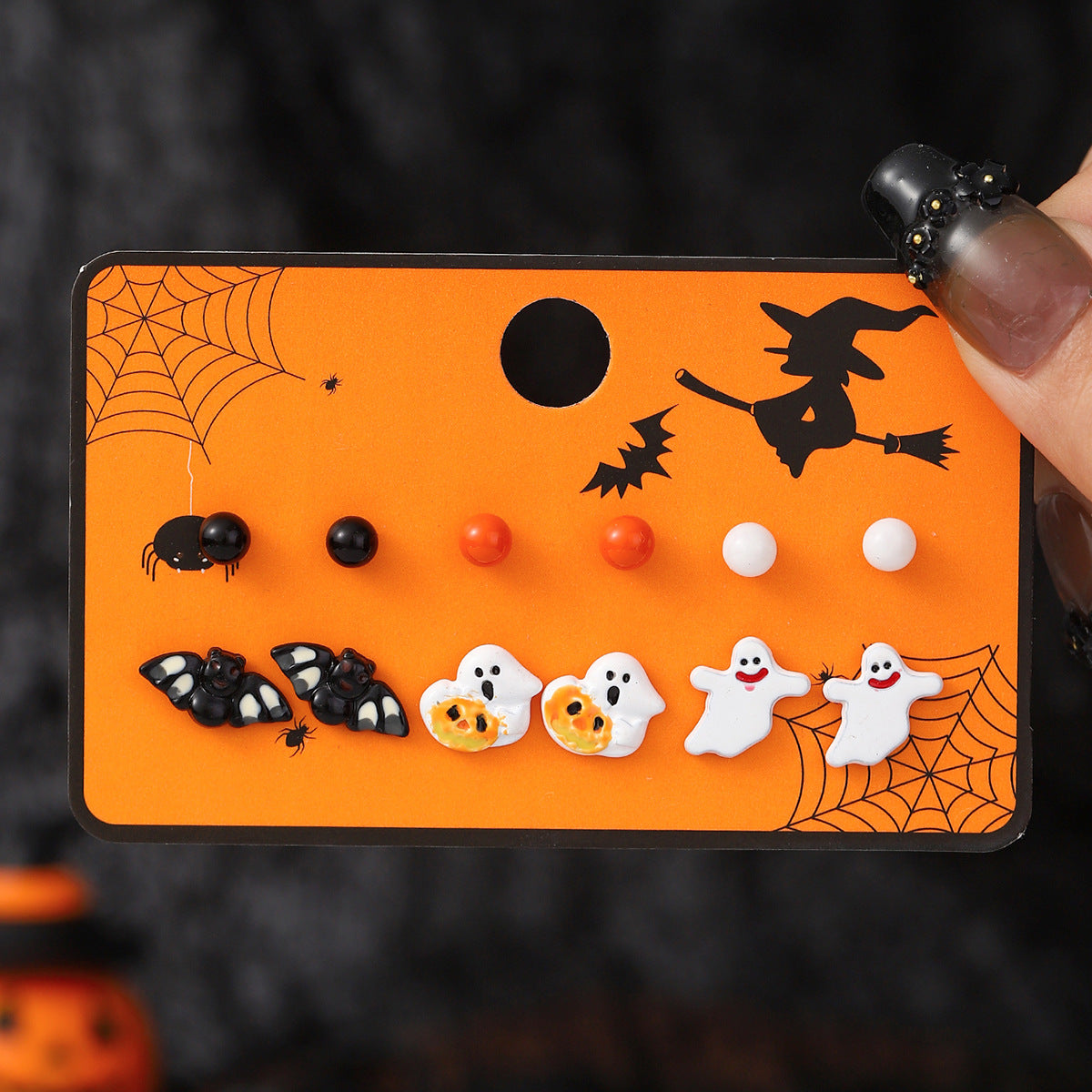 Juego de pendientes de tuerca de calabaza, fantasma y murciélago de Halloween estilo caricatura oscura en aleación con postes de acero inoxidable