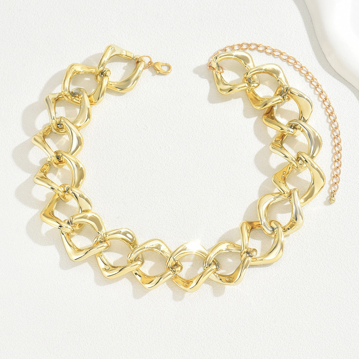 Collana Lunga da Donna con Pendente a U Geometrico CCB Placcato Oro 18K in Stile Hip Hop Americano per Impiegate e Amanti della Moda
