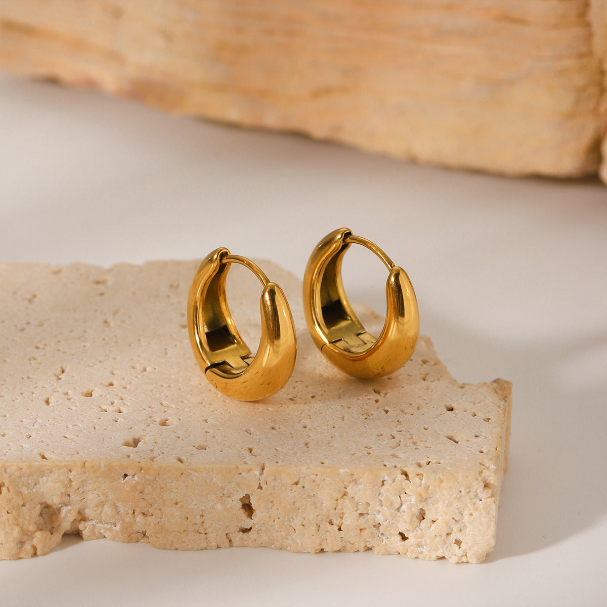 Minimalist 18K Gold Plated Stainless Steel U-Shaped Geometric Hoop Earrings for Women