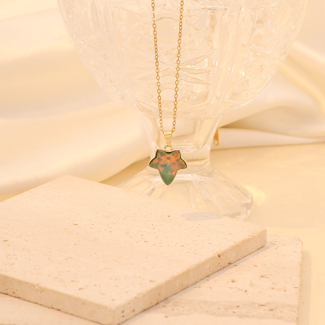 Fashion Minimalist Maple Leaf Pendant Necklace in Stainless Steel for Women