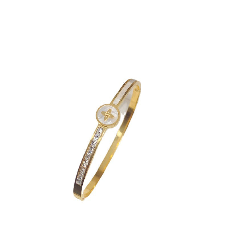 Minimalist Gold-Plated Titanium Steel Bracelet for Women with Rhinestone-Inlaid Shell and Letter Charm