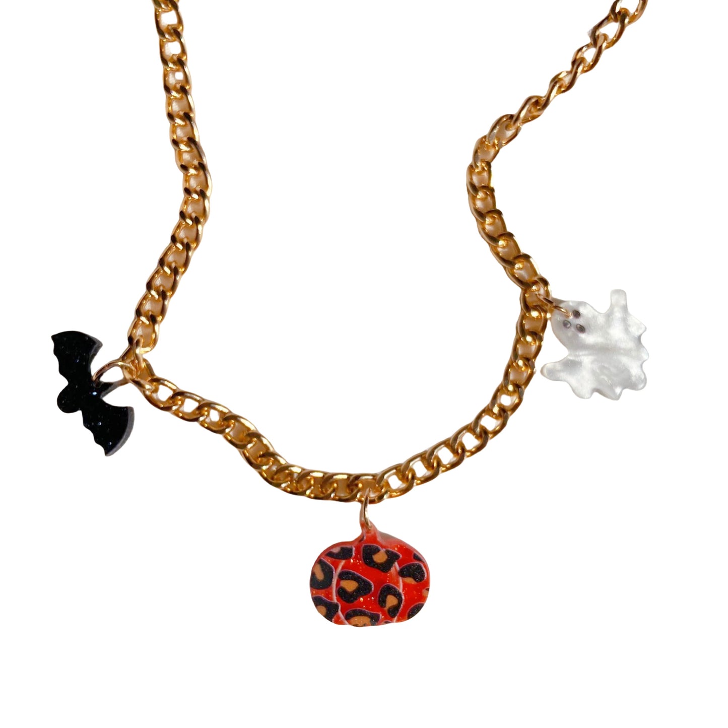Bonito collar acrílico de Halloween con colgante de murciélago, calabaza, dulce y fantasma en cadena estándar