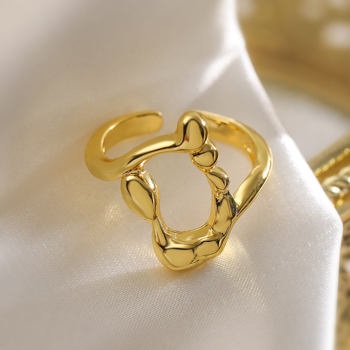 Minimalist Irregular Geometric Copper Ring with 18K Gold Plating for Women