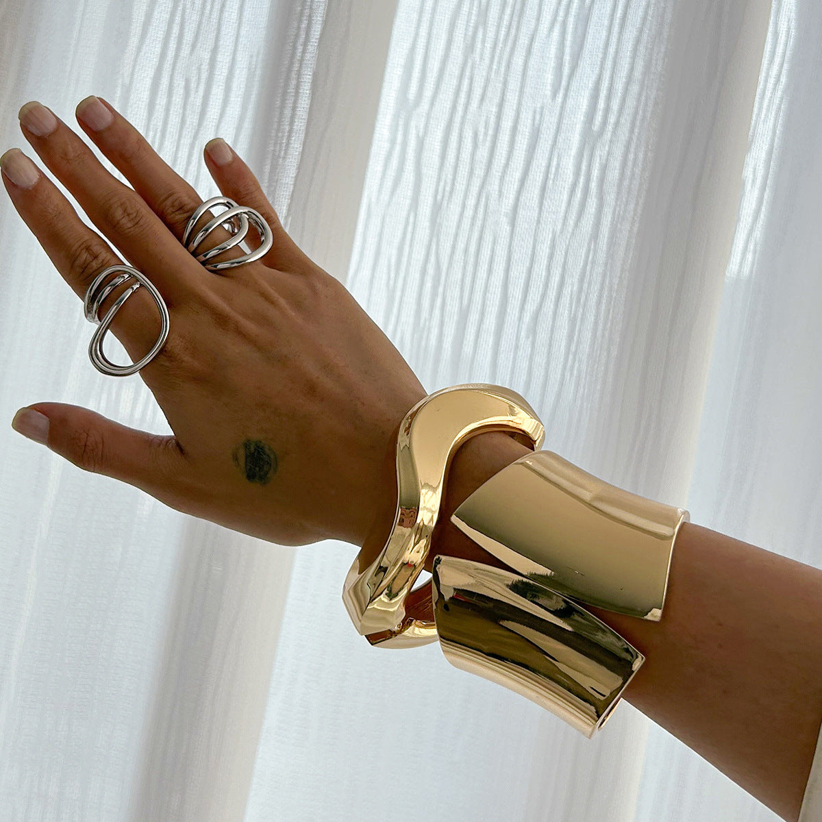 Fashion Geometric Zinc Alloy Plated Open Cuff Bracelet Set