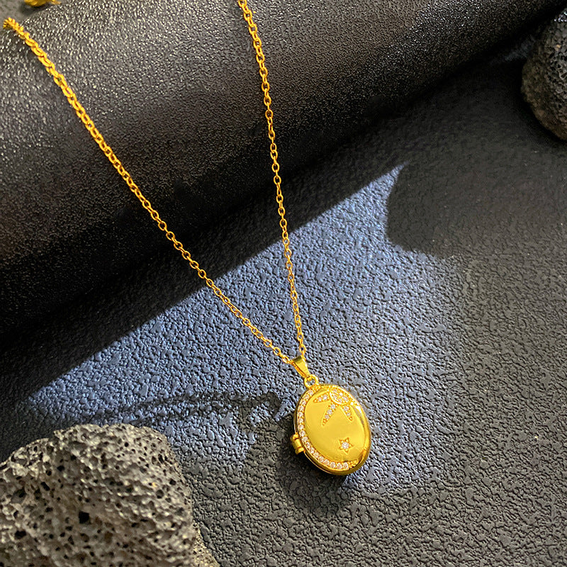Vintage Micro-Paved Cubic Zirconia Crown Heart Star Geometric Brass Pendant Titanium Steel Box Chain Necklace for Unisex