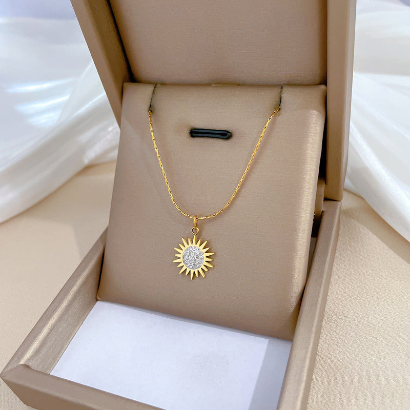 Collana in Acciaio al Titanio Placcato con Design Geometrico Minimalista e Catena Irregolare, Unisex