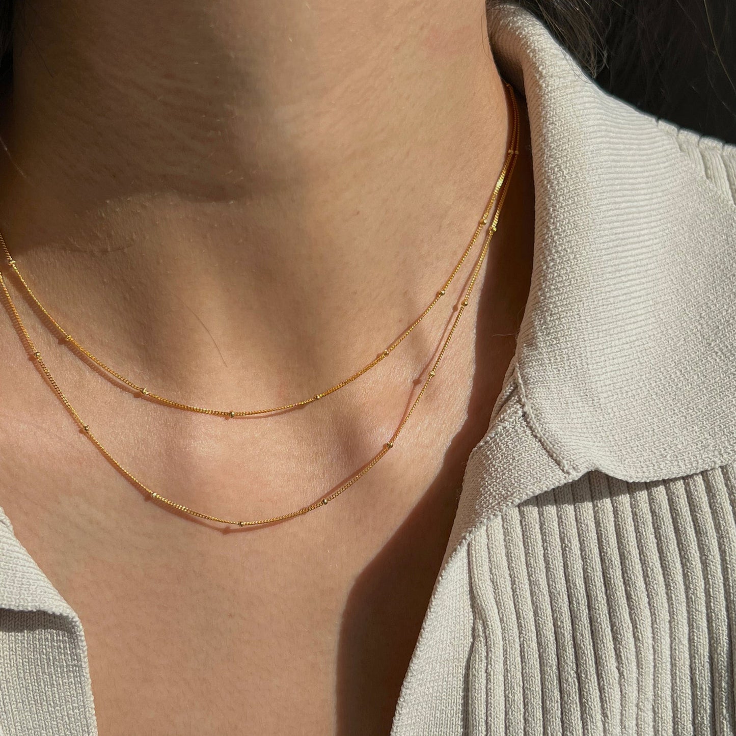 Collar con colgante geométrico minimalista de acero inoxidable para mujer con cadena tipo serpiente con baño y efecto multicapa