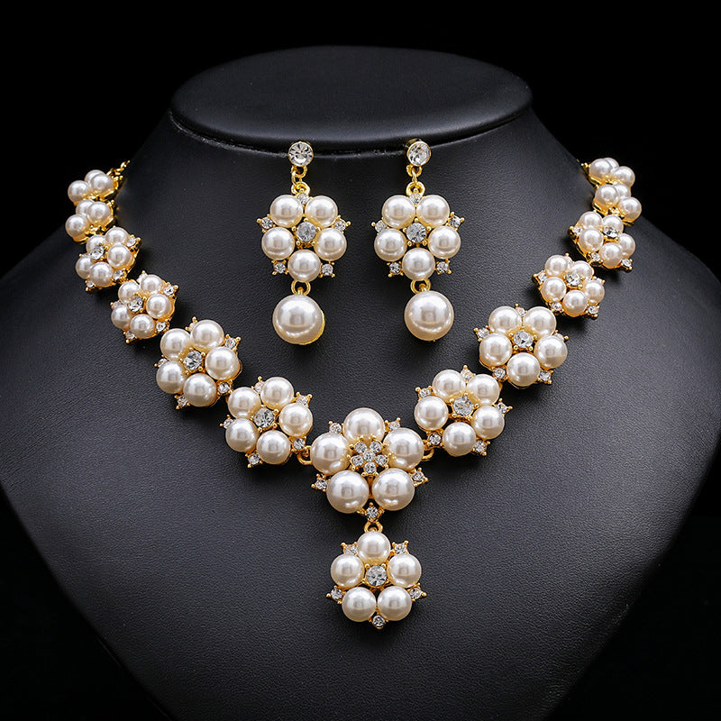 Set Collana e Orecchini da Donna Placcati in Lega con Fiori Vintage