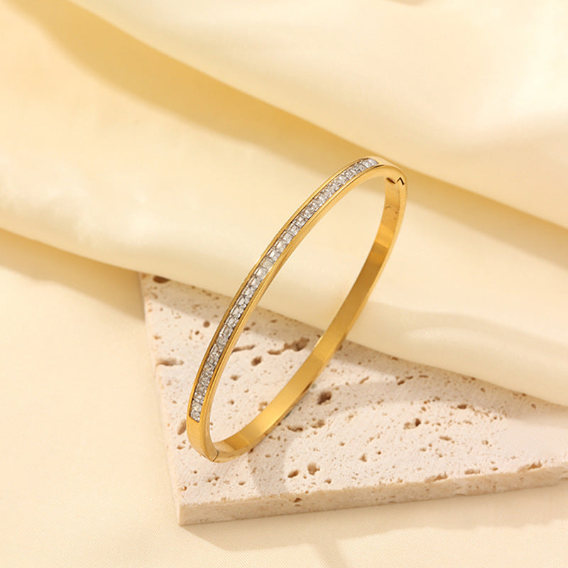 Bracciale Minimalista Geometrico in Acciaio Inossidabile con Strass e Finitura Placcata per Donna e Uomo