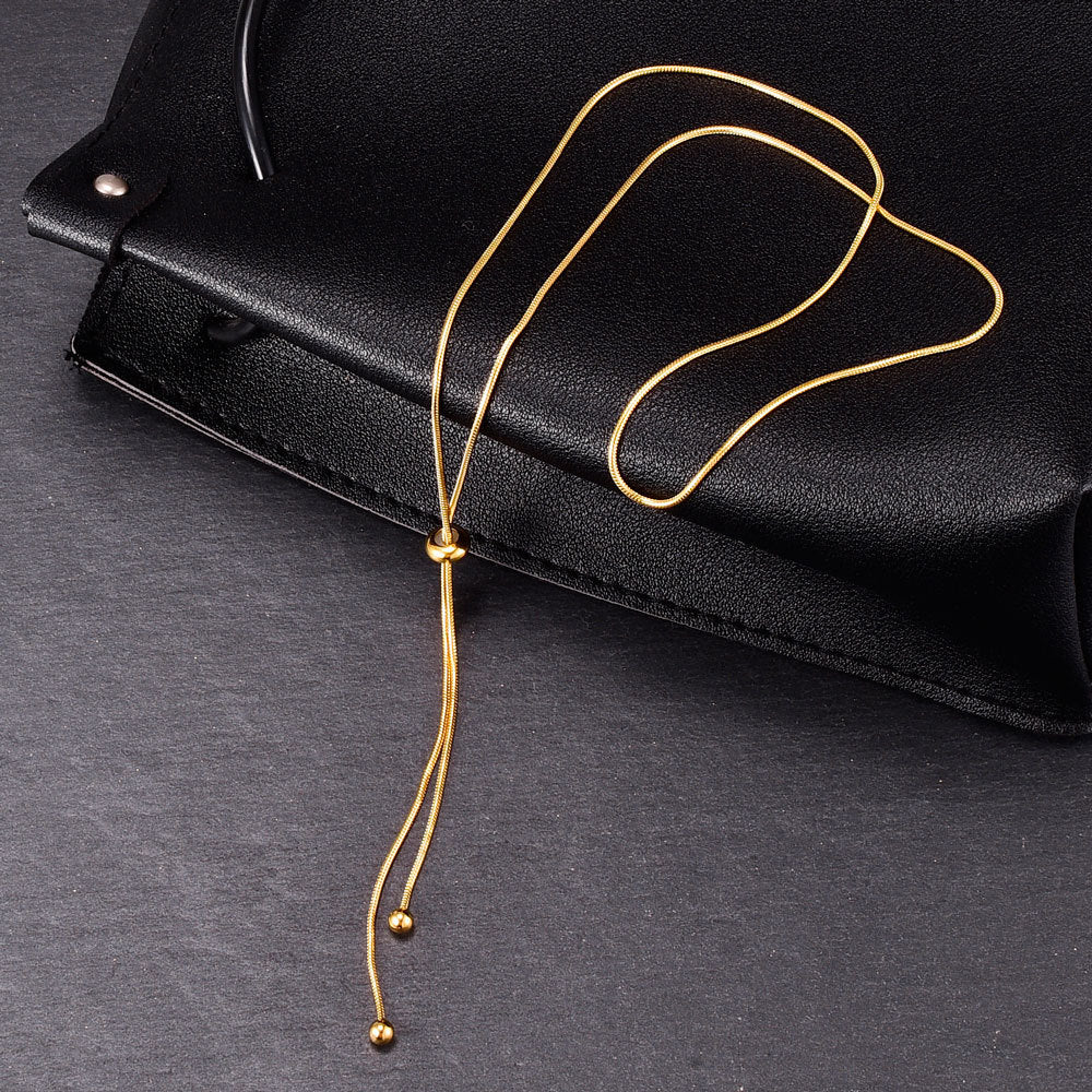 Collana regolabile con fiocco per uomo e donna in acciaio al titanio con finitura galvanizzata Design originale minimalista