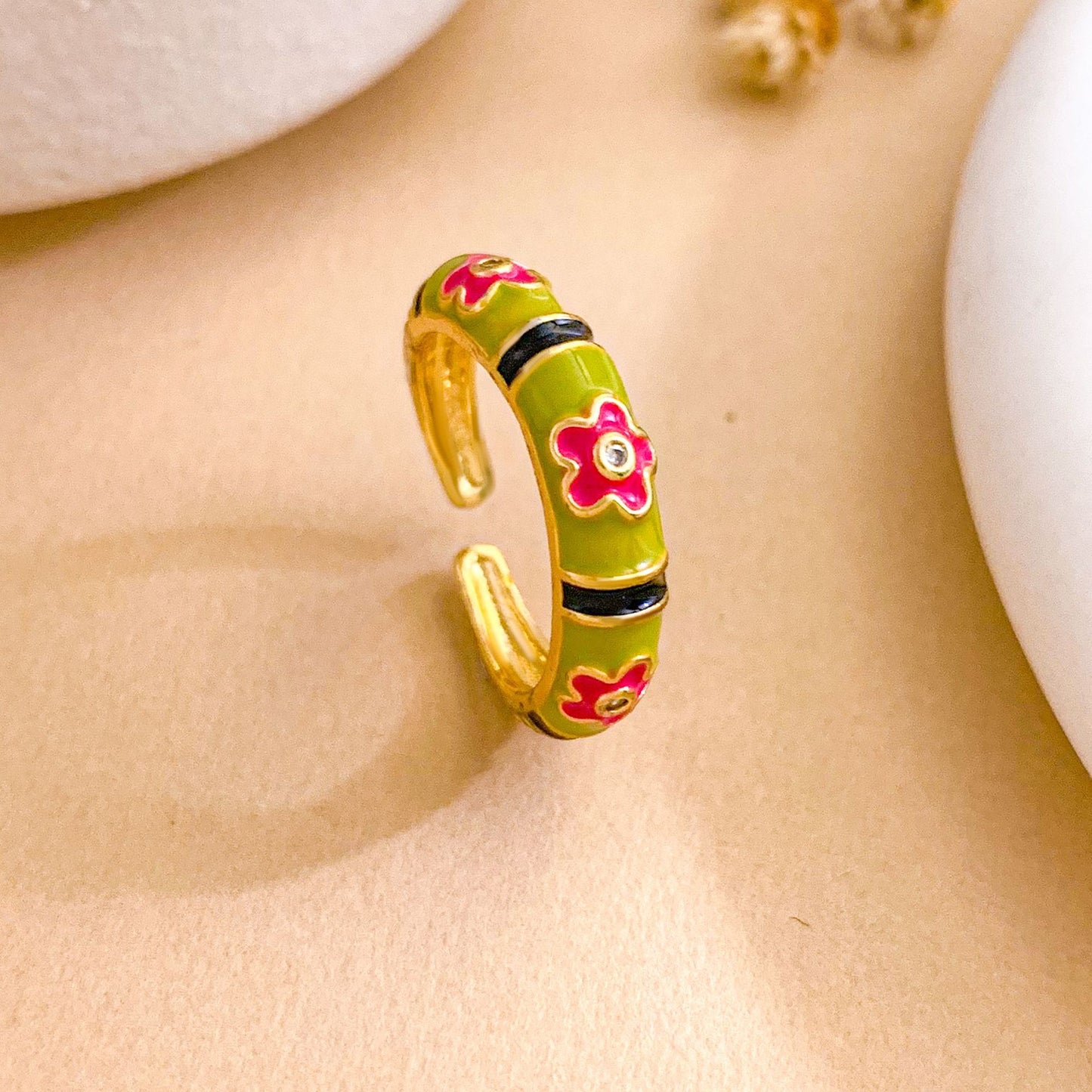 Vintage Sweet Floral Brass Gold Plated Drip Oil Ring for Women