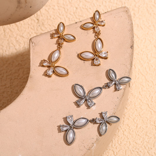 Pendientes Mariposa de Acero Inoxidable con Chapado en Oro de 18K, Perlas de Agua Dulce y Circonitas Cúbicas, Inspirados en el Estilo Vintage