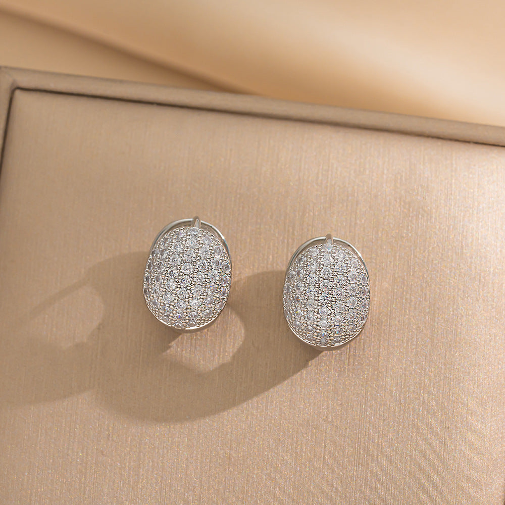 Minimalist Modern Heart-Shaped Titanium Steel Stud Earrings with Gold Plating Hypoallergenic Anti-Tarnish Finish