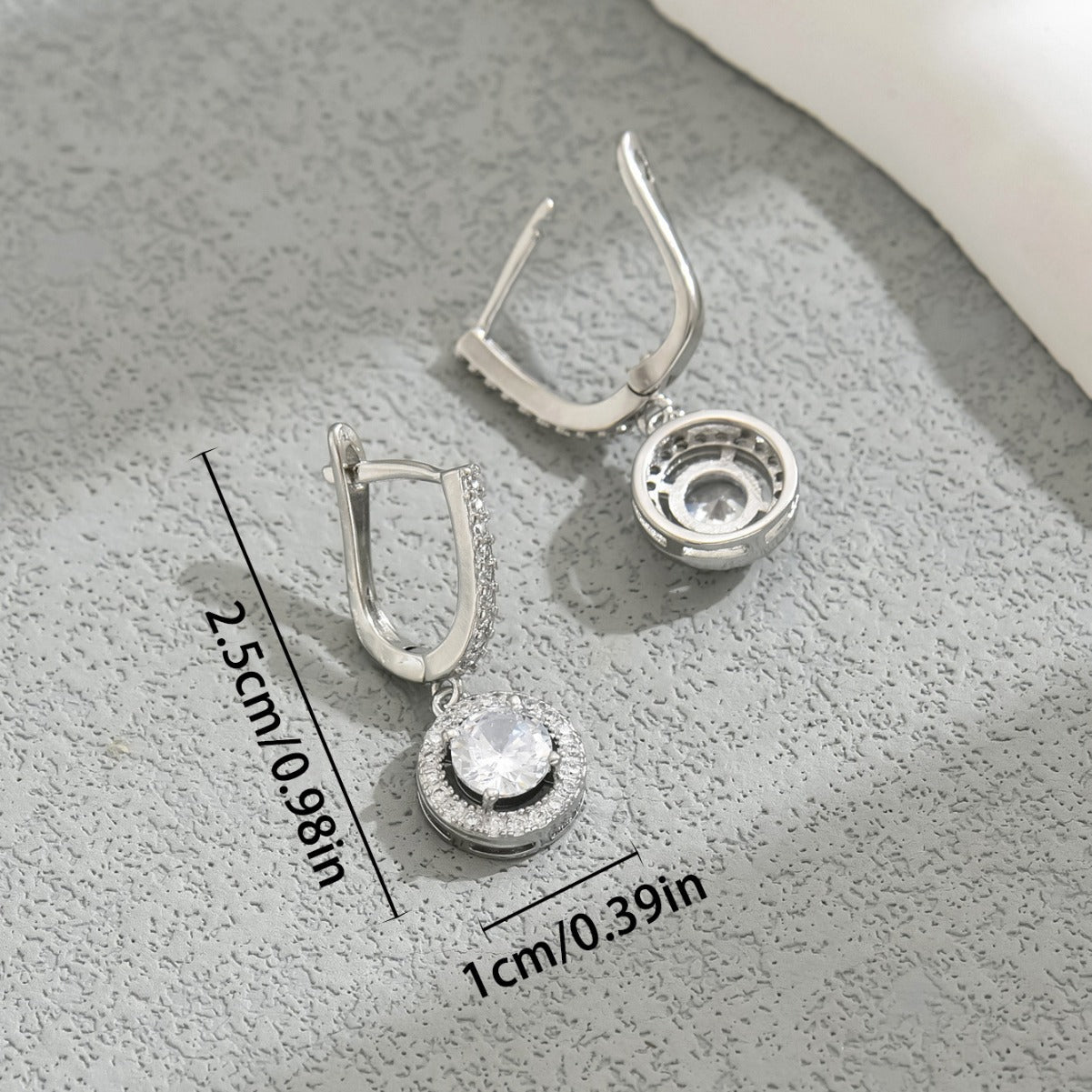 Pendientes de Cobre Minimalistas Geométricos en Forma de U con Incrustaciones de Zirconia para Mujer