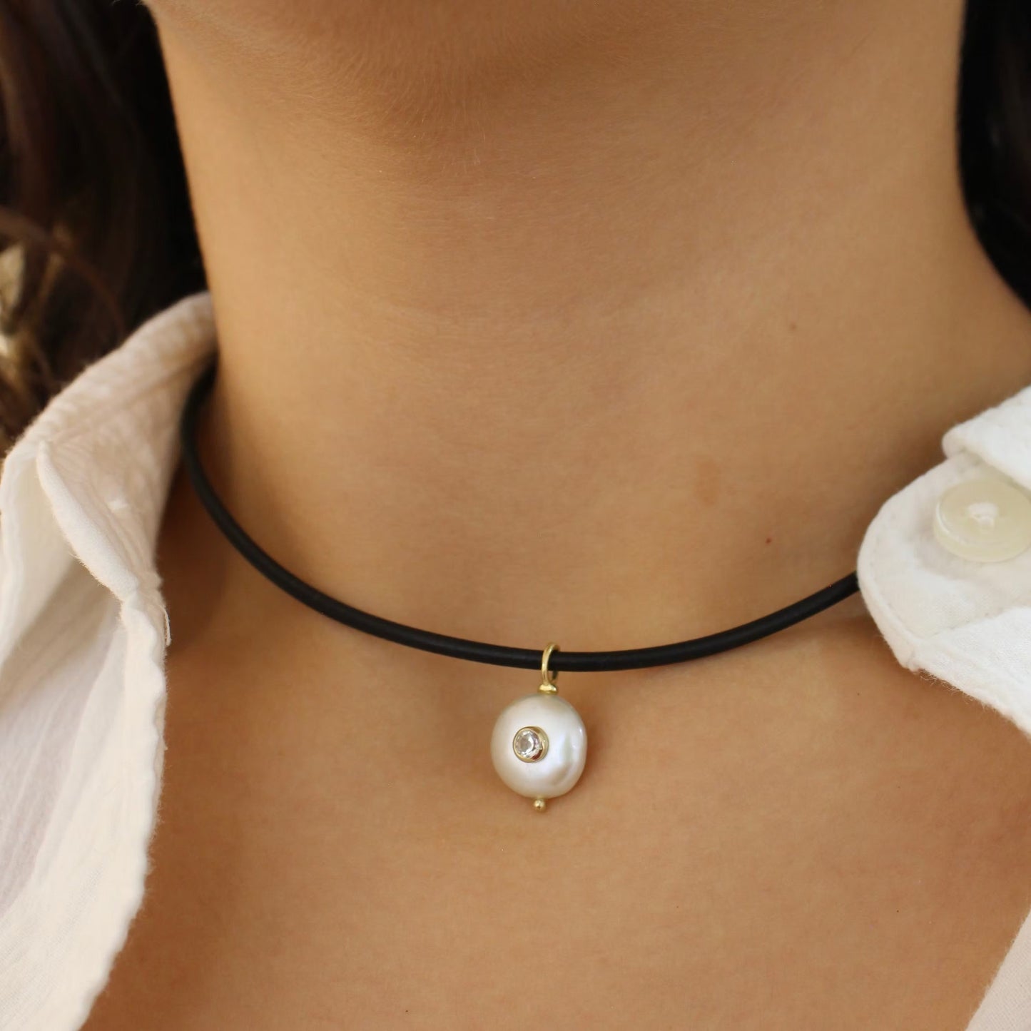 Elegant Gold Plated Brass Heart and Floral Jade Pendant Charm Bar Necklace for Unisex