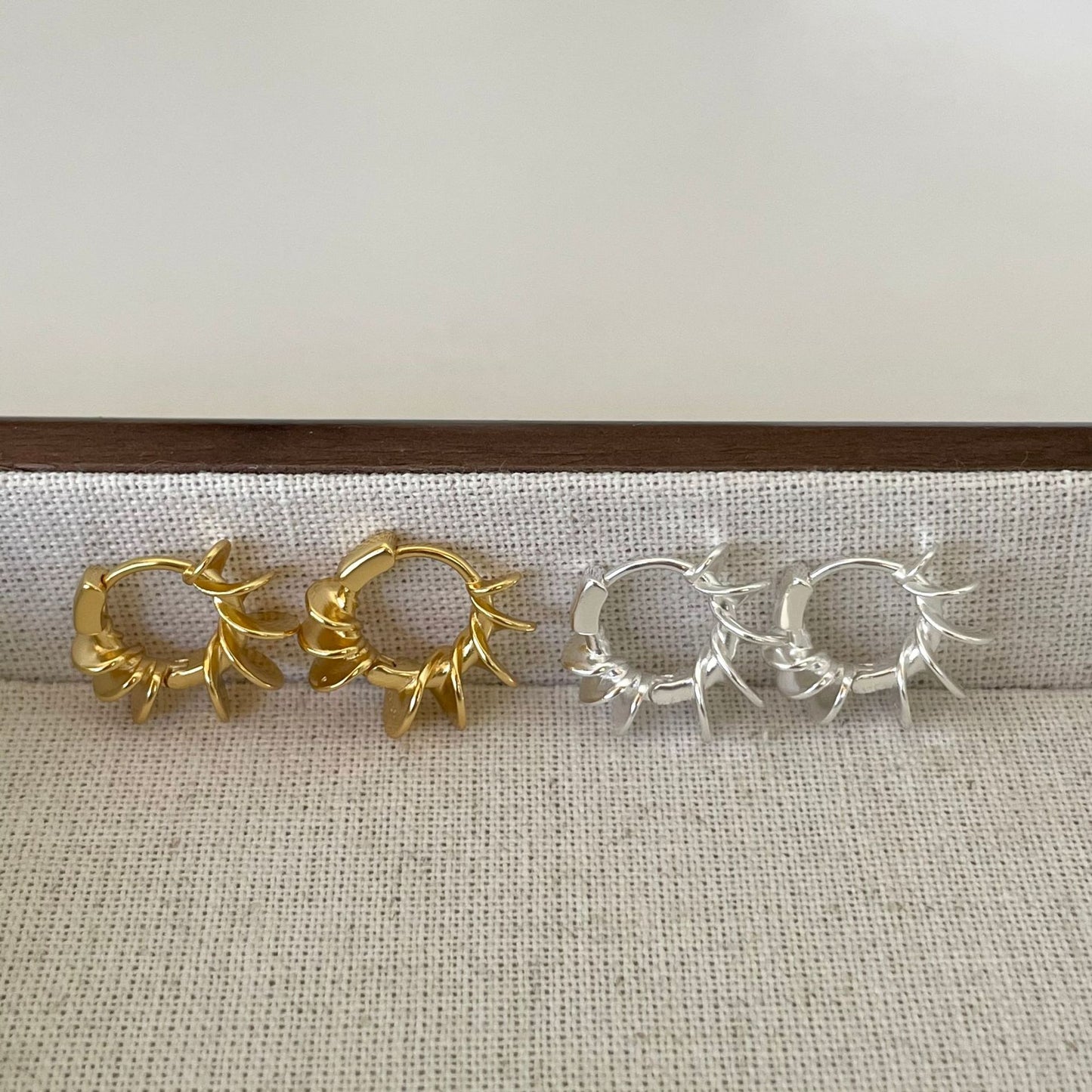Minimalist Star-Shaped 925 Sterling Silver Hoop Earrings with Handcrafted Finish