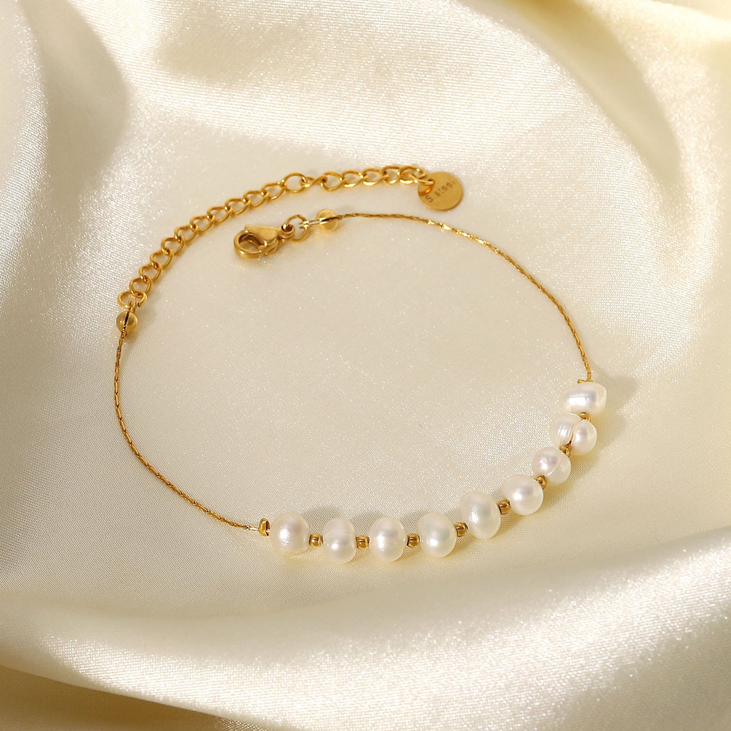 Bracciale in acciaio inossidabile con perle d'acqua dolce geometriche stile Ins, placcato oro PVD 18 carati, con catena a maglie, per donna
