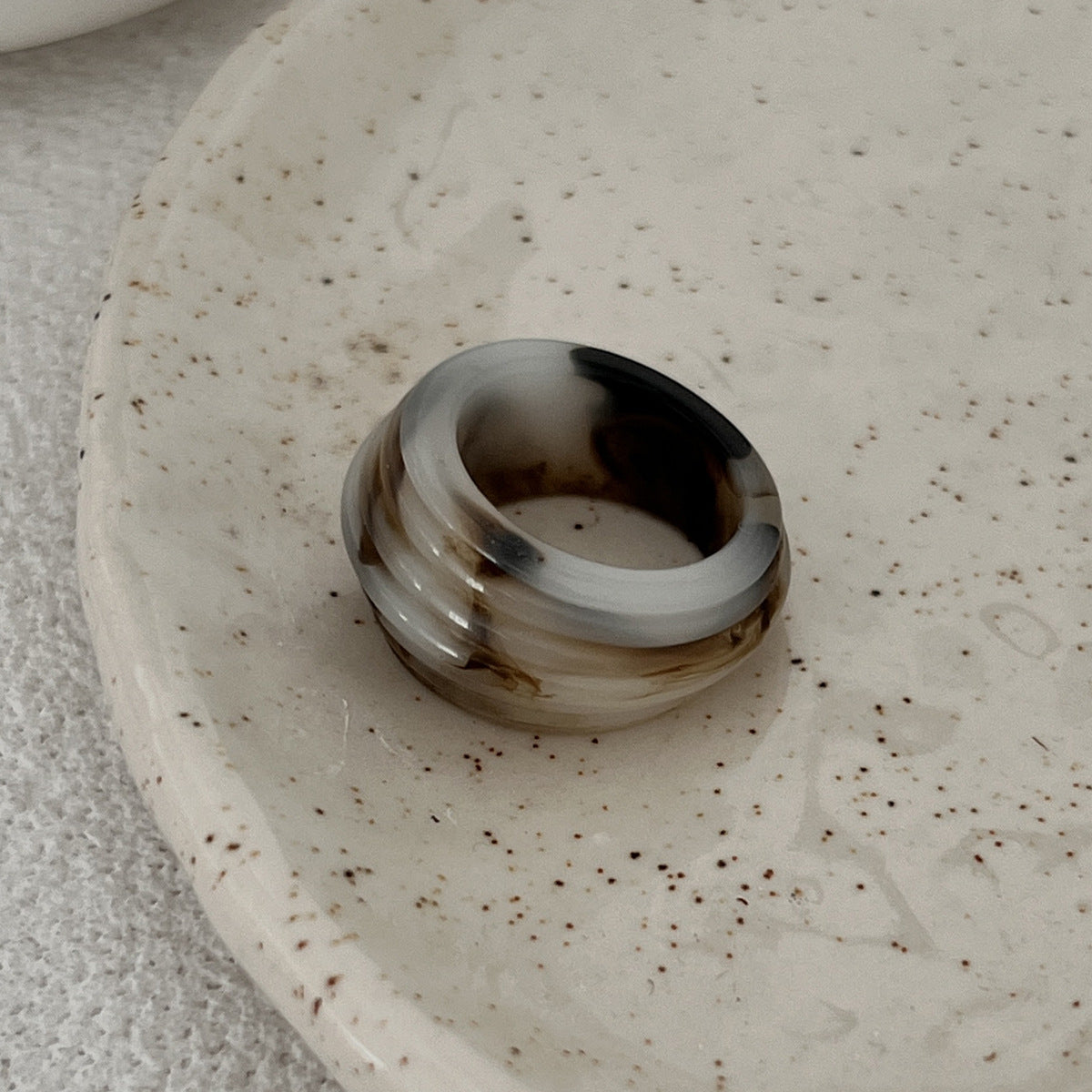 Vintage Geometric Round Resin Bracelet for Women