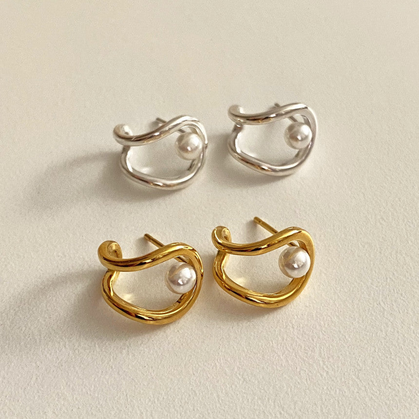 Orecchini a perno geometrici minimalisti a forma di lettera in argento sterling 925 placcati oro