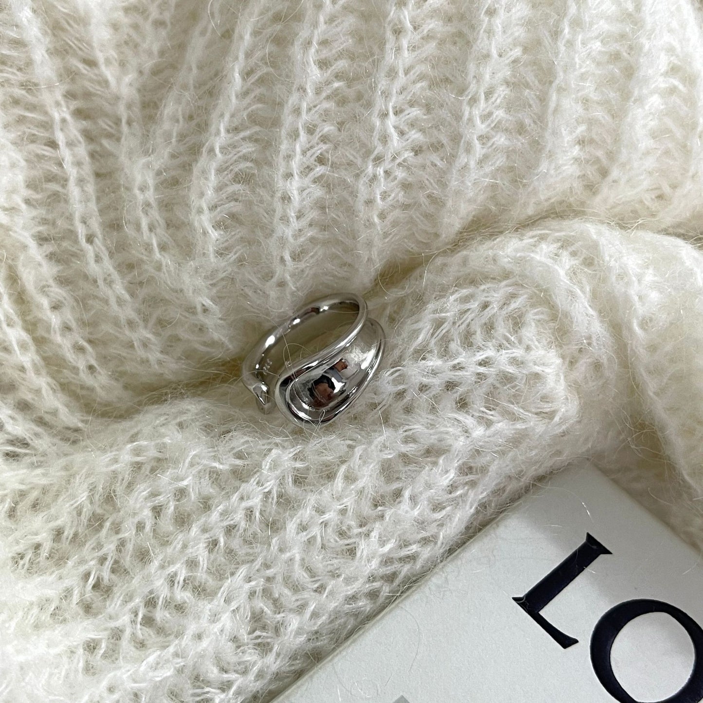 Heart-Shaped Sterling Silver Ring for Women with Inlay Craftsmanship, Minimalist and Sweet Design