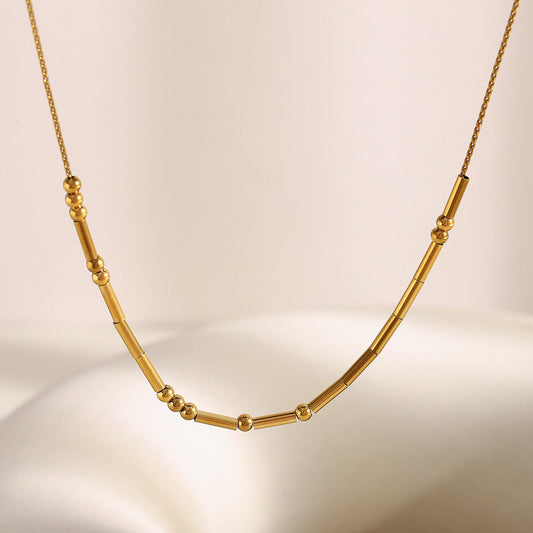 Collar Colgante Geométrico Minimalista de Acero Inoxidable con Cuentas Bañadas en Oro de 18K y Eslabones de Tubo Redondo