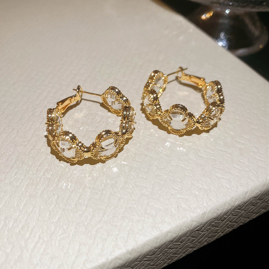 Orecchini francesi vintage floreali in cristallo con perni in acciaio placcato oro da donna