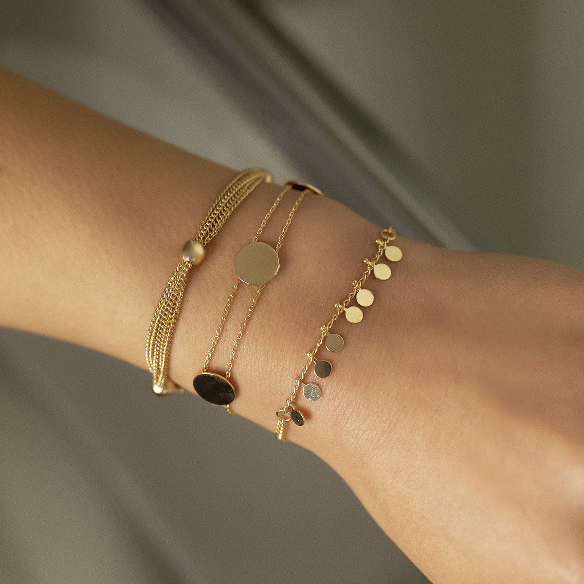 Set de pulseras geométricas vintage con borlas para mujer con cadenas de aleación y acabado chapado