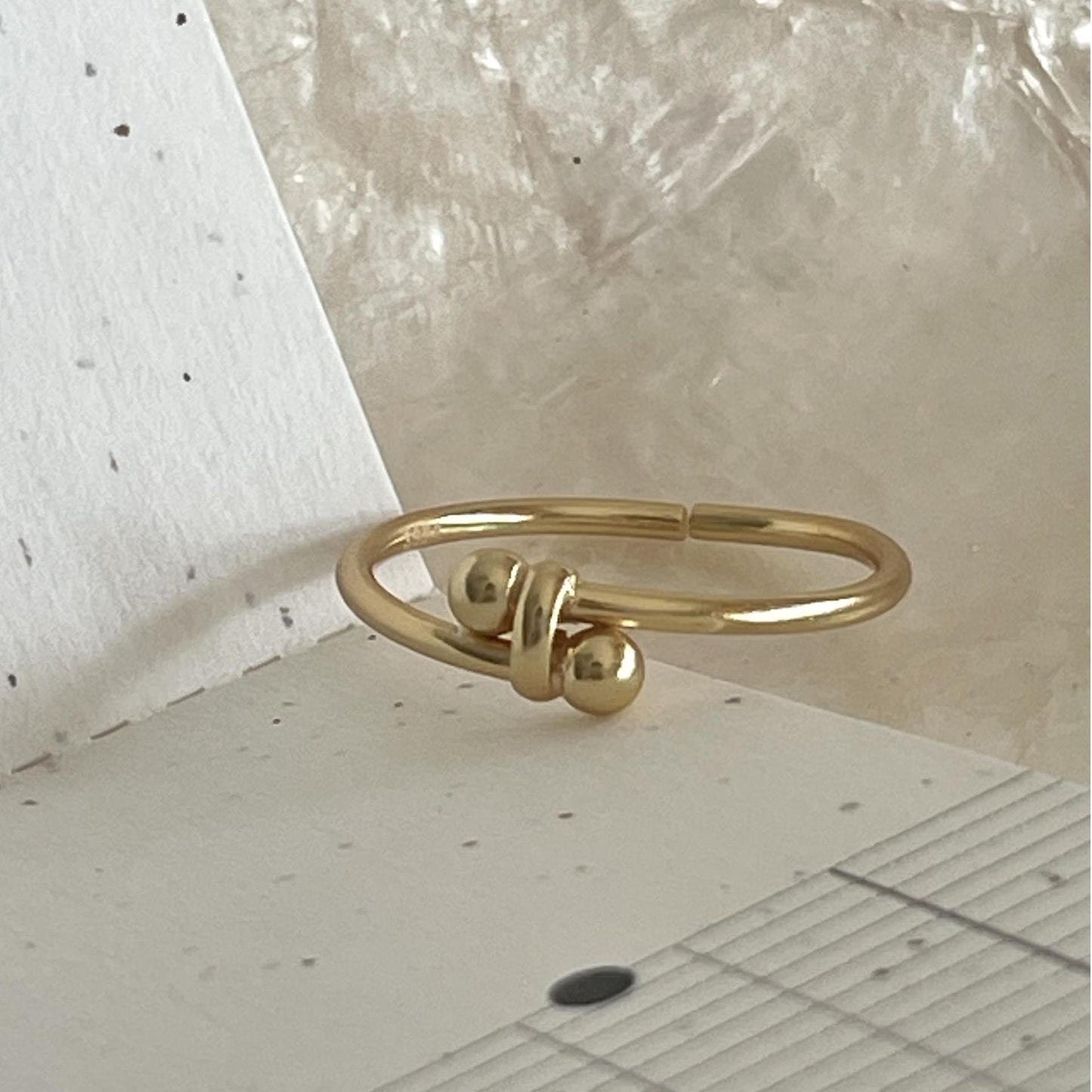 Anello aperto minimalista con fiocco geometrico in argento sterling 925 per donna