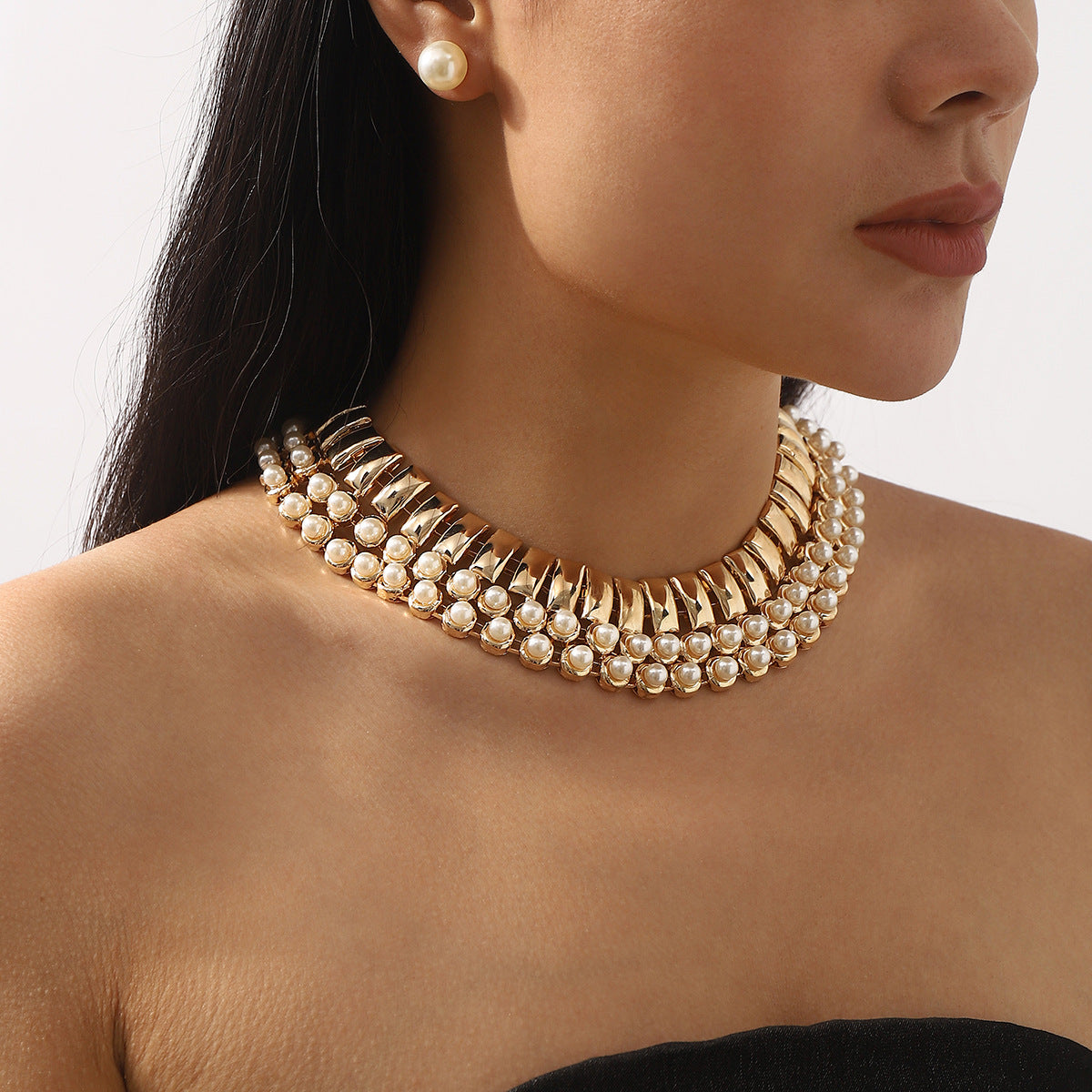 Collana girocollo e orecchini di lusso con perle e strass geometrici rotondi, con lavorazione a intarsio
