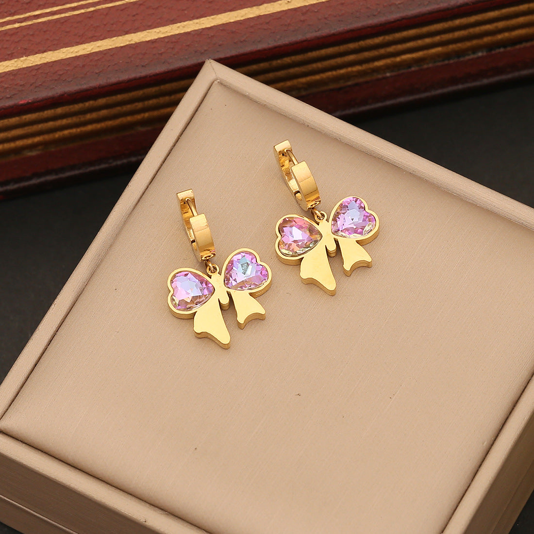 Fashionable Bowknot Pendant Necklace Set in Stainless Steel with Plated Finish for Women, Flat Snake Chain Locket Style