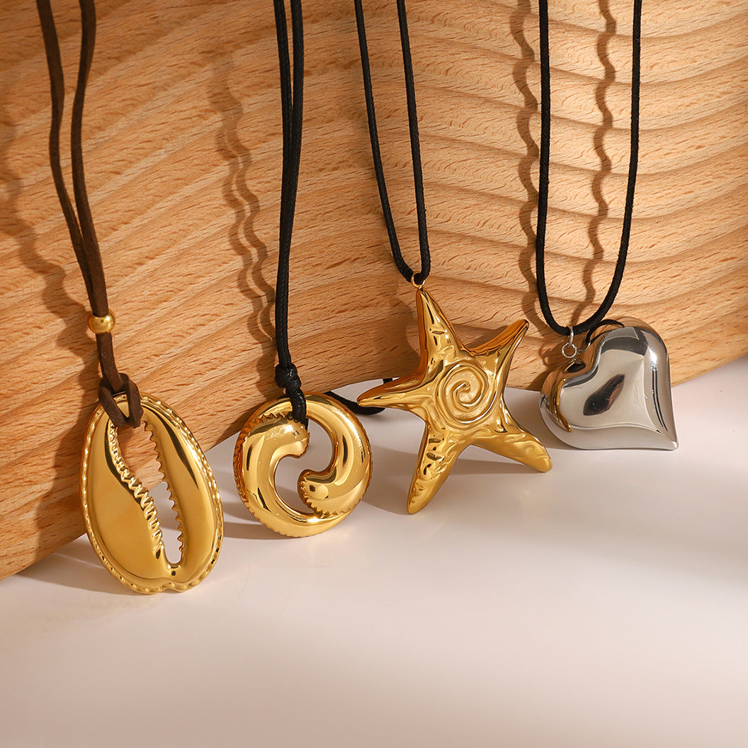 Elegante Collana a Stella Marina in Acciaio Inossidabile con Pendente in Acciaio al Titanio e Finitura Placcata per Donna