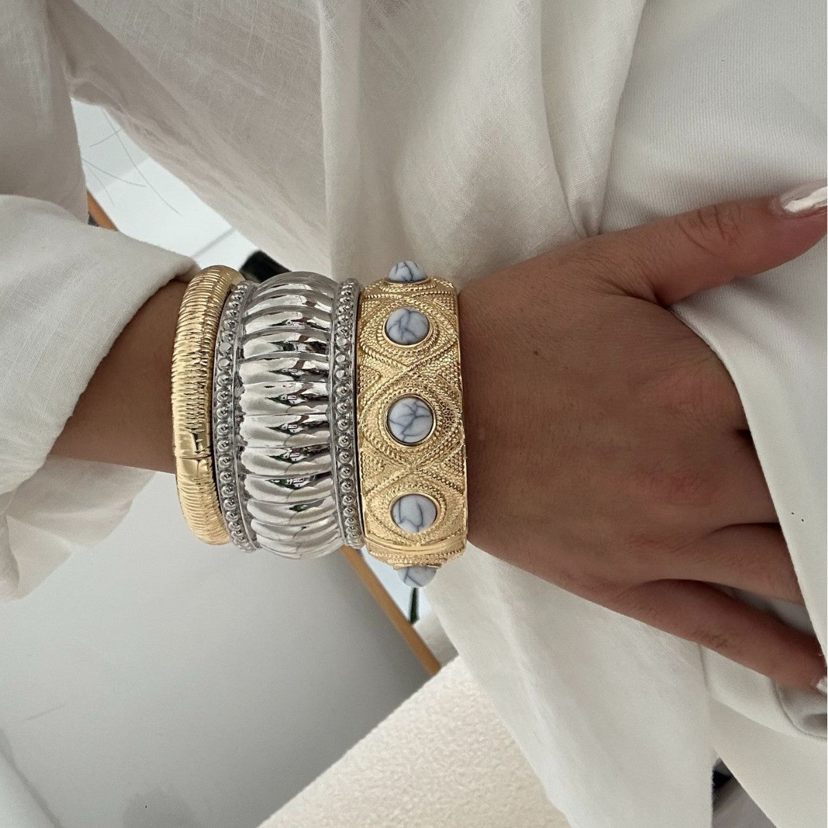 Bracciale da donna in lega placcato oro con design geometrico vintage